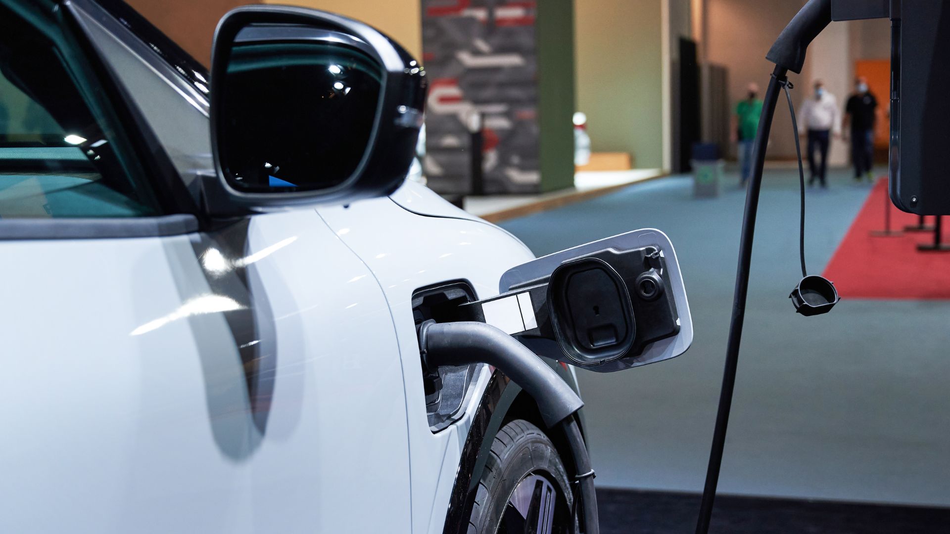 Top Plug-in Hybrid Electric Vehicle Companies